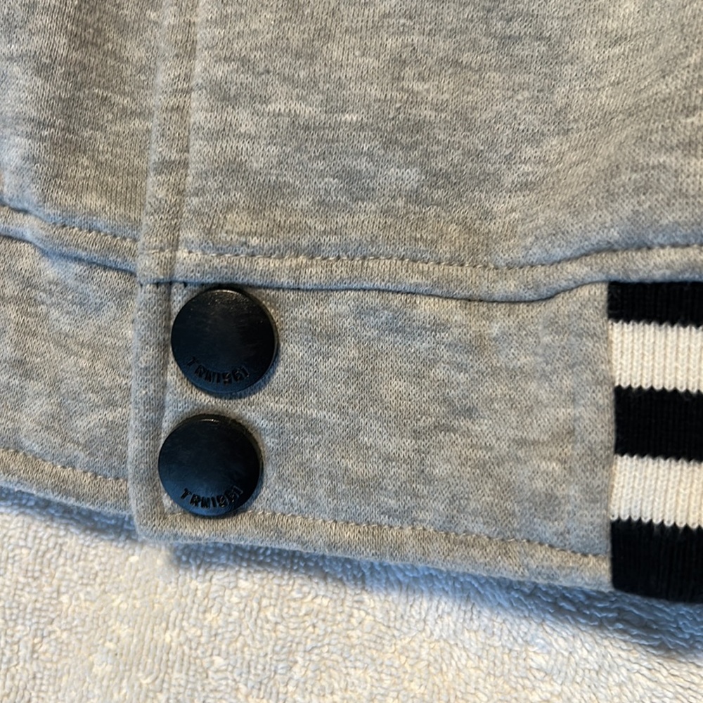 Light Jacket - Picture 3 of 4